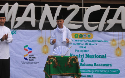 Festival Basawara 2025 MAN 2 Ciamis Sukses Digelar, Warnai Hari Santri Nasional dengan Kreativitas dan Bahasa